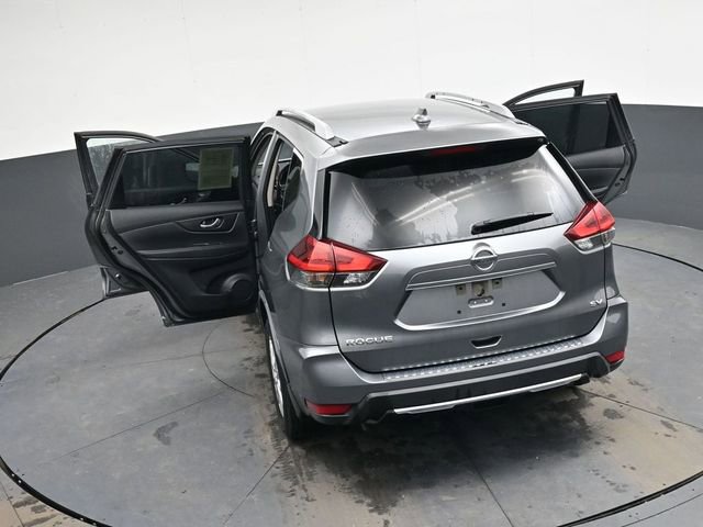 Used 2018 Nissan Rogue SV image 37