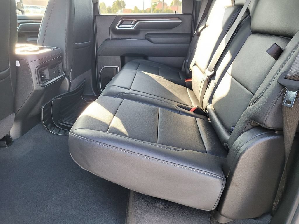 New 2026 Chevrolet Silverado 3500 LT w/ All Star Edition AWD/4WD image 7