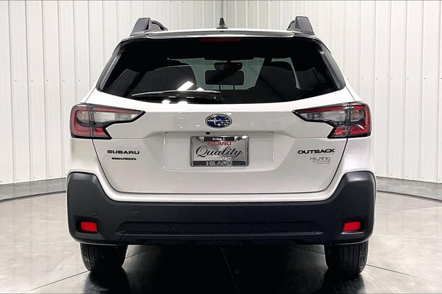 Used 2025 Subaru Outback Onyx Edition AWD/4WD image 4