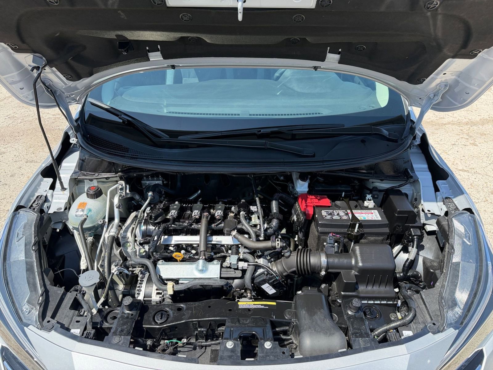 Used 2025 Nissan Versa SV FWD image 30