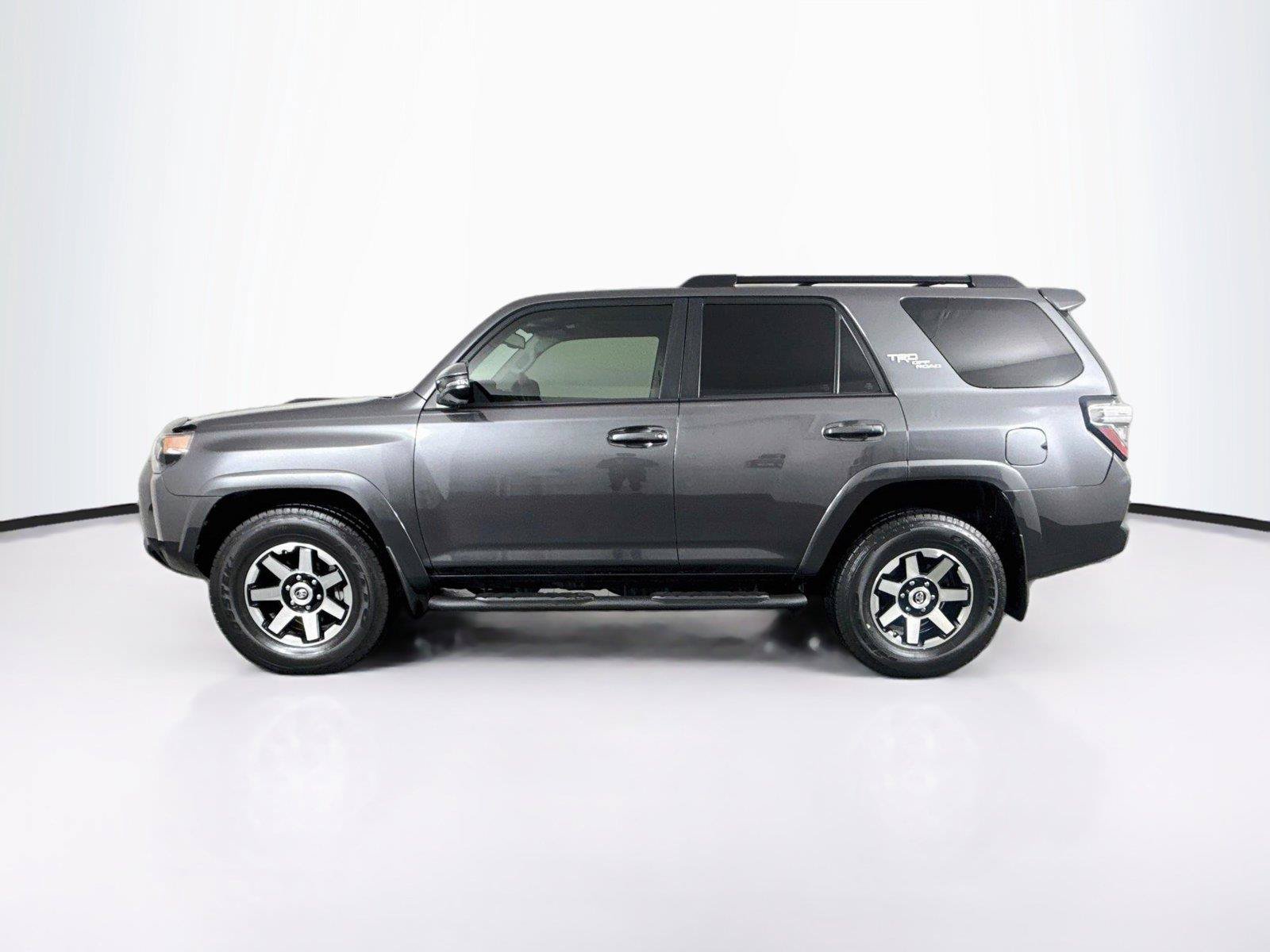 Certified 2021 Toyota 4Runner TRD Off-Road Premium w/ Moonroof Package AWD/4WD image 14