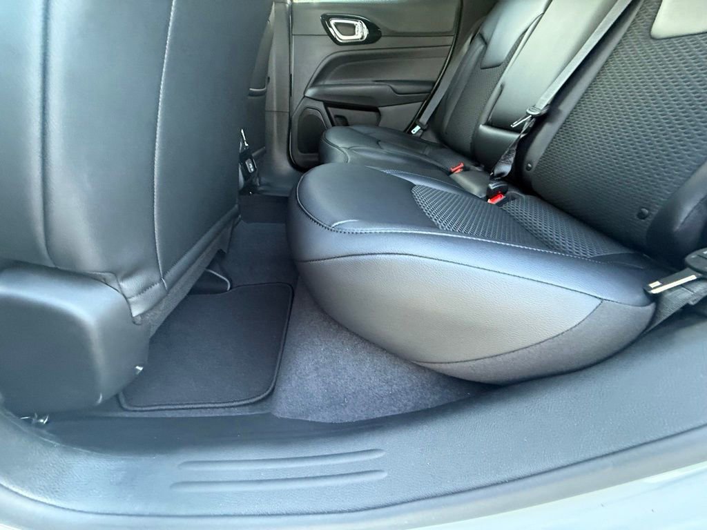 New 2026 Jeep Compass Altitude image 27