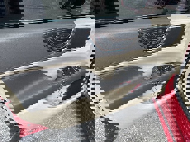 Used 2017 Lincoln Continental Reserve w/ Climate Package image 12