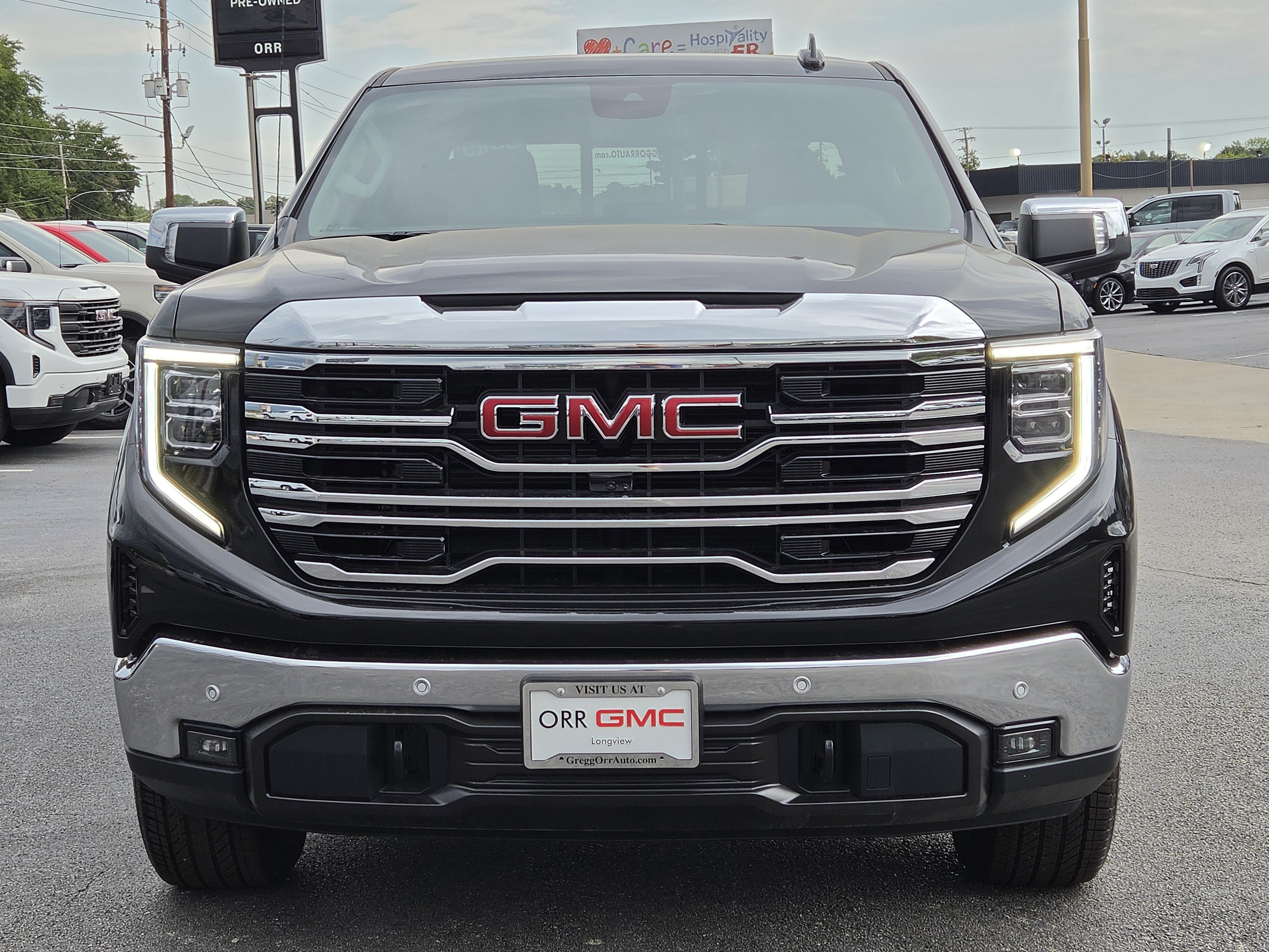 New 2026 GMC Sierra 1500 SLT AWD/4WD image 2