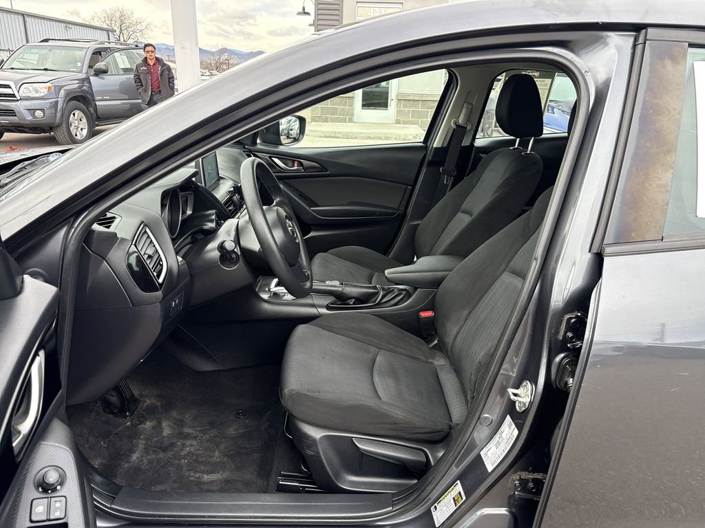Used 2015 MAZDA MAZDA3 i Sport image 21