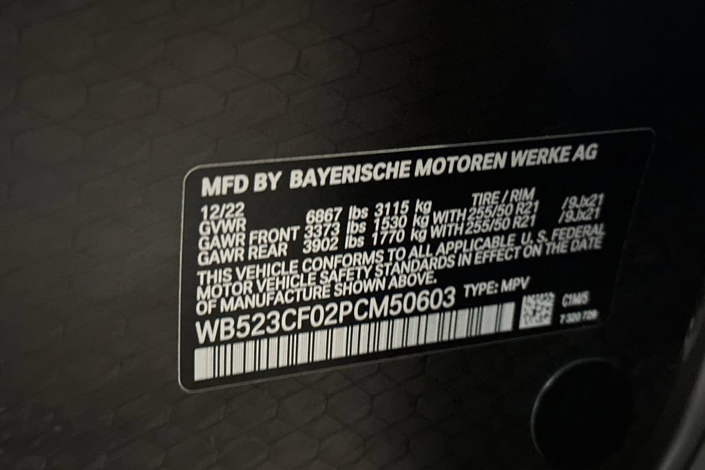 Used 2023 BMW iX xDrive50 w/ Sport Package AWD/4WD image 38