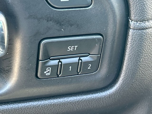 Used 2021 Chevrolet Silverado 1500 LTZ w/ LTZ Premium Package AWD/4WD image 26