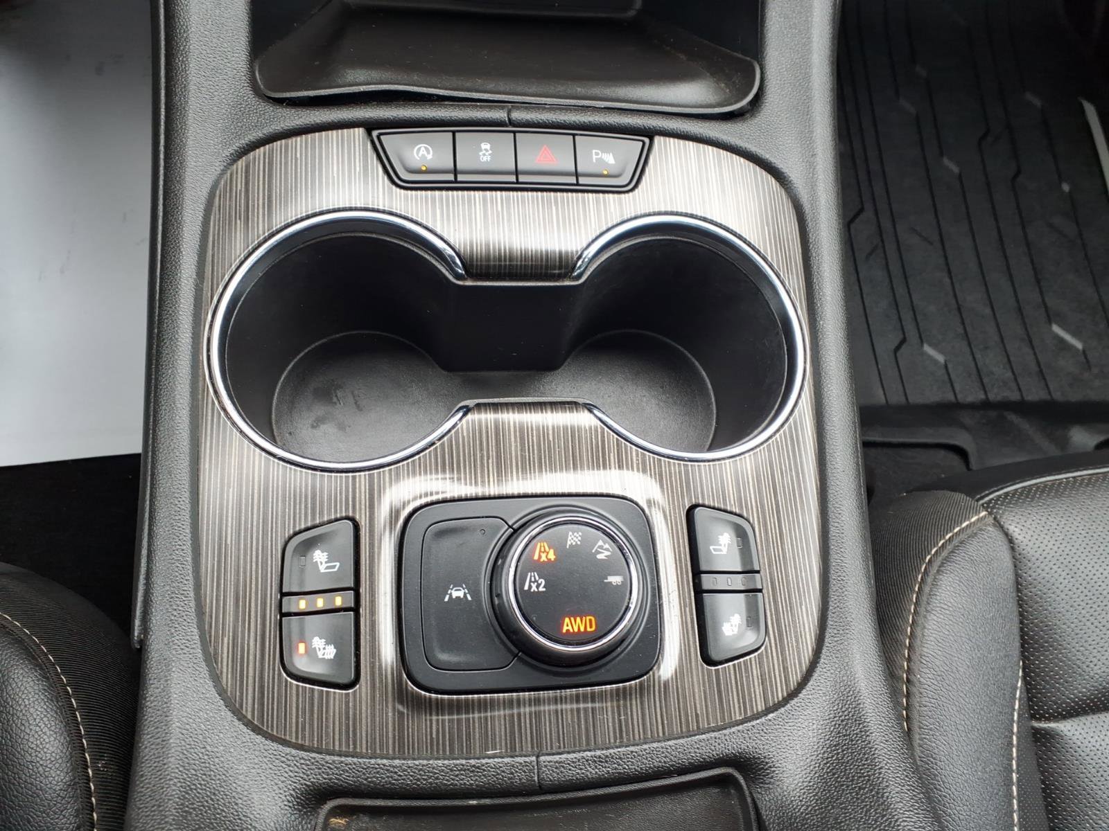 Used 2020 GMC Acadia SLT w/ Driver Alert Package II image 23