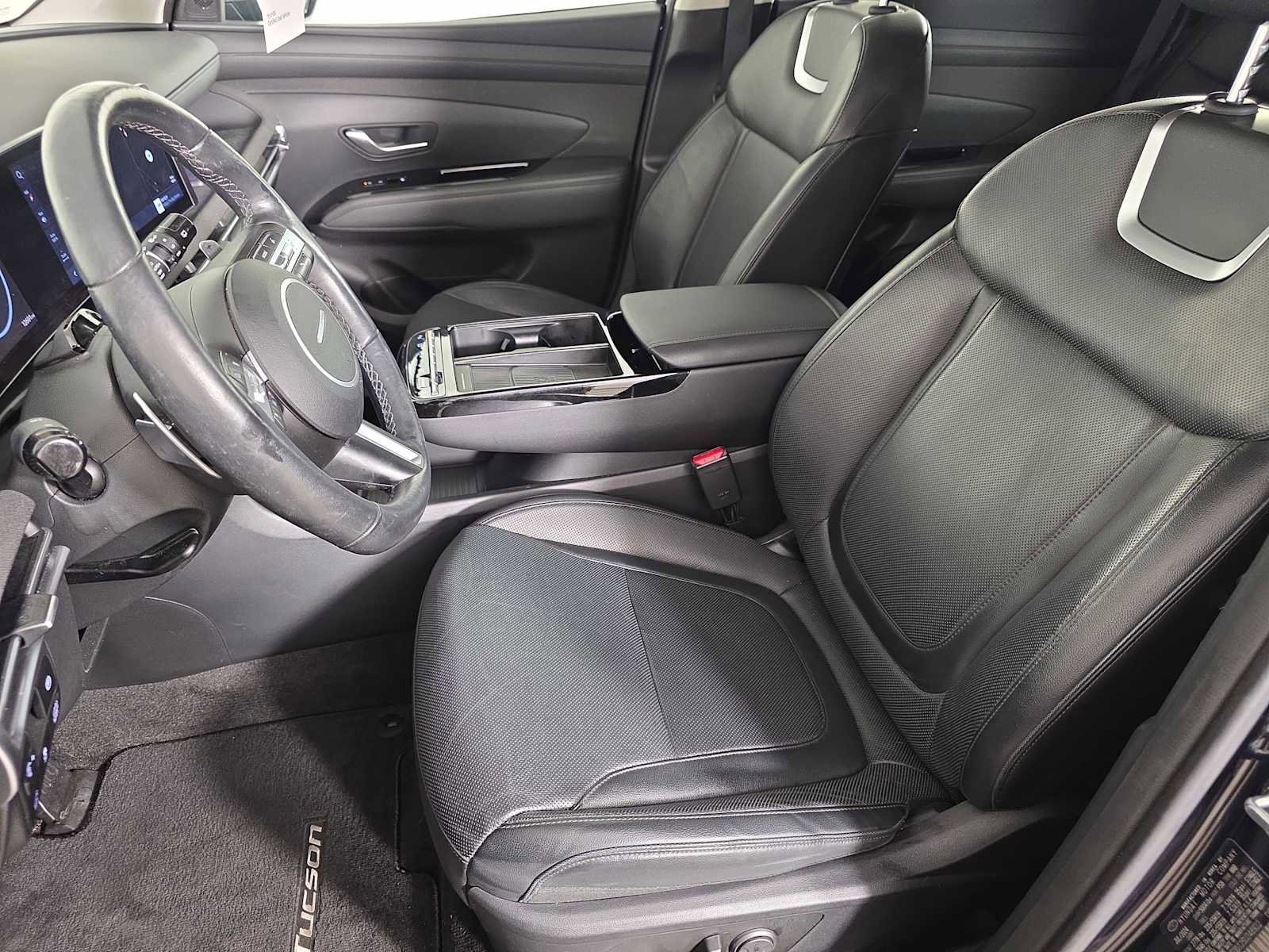 Used 2025 Hyundai Tucson Limited image 24