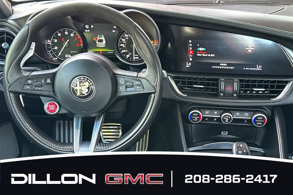 Used 2017 Alfa Romeo Giulia Quadrifoglio RWD image 14