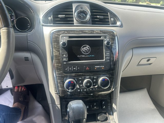 Used 2014 Buick Enclave Leather FWD image 20