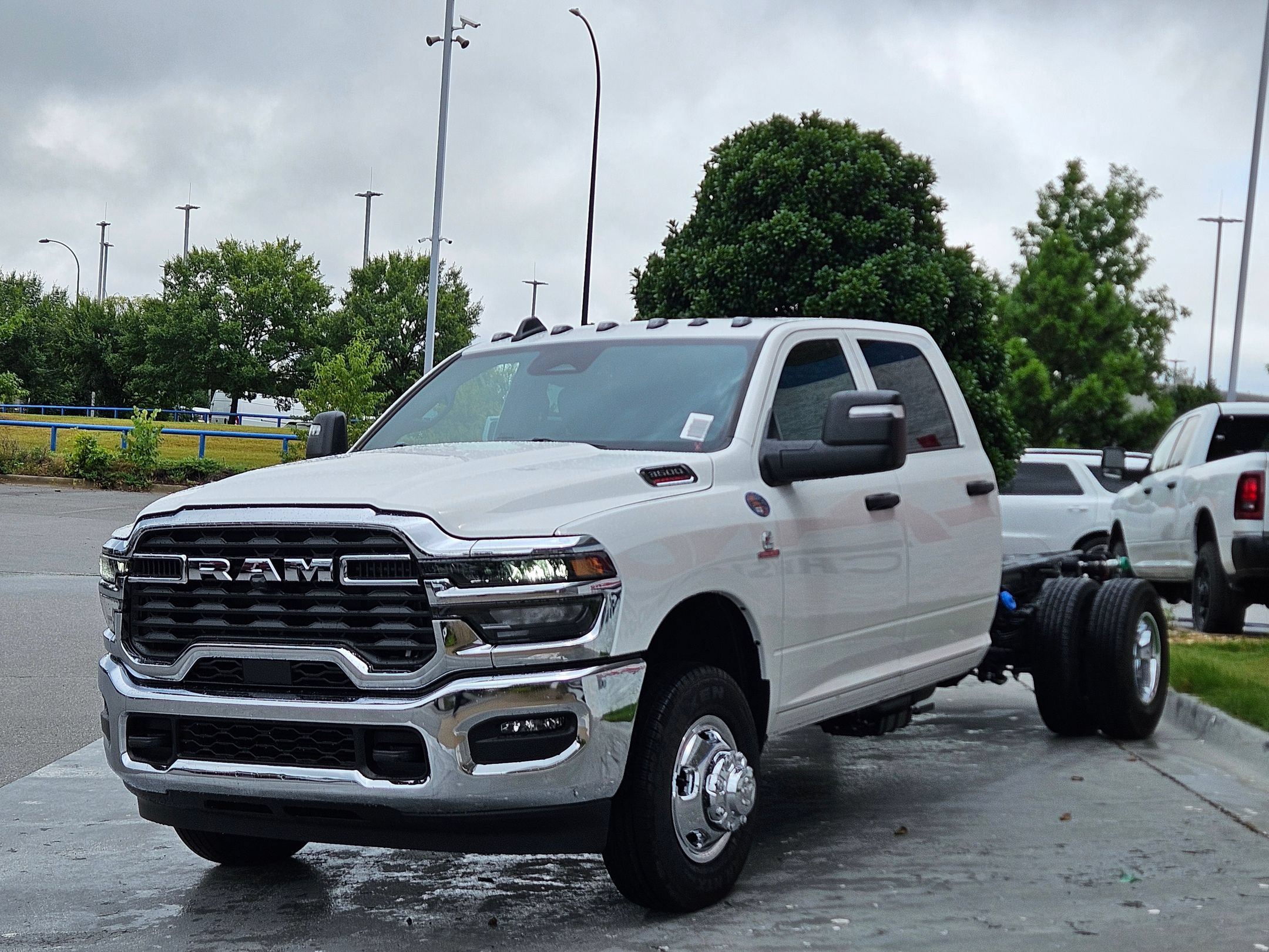 New 2026 RAM 3500 Tradesman w/ Chrome Appearance Group A AWD/4WD image 3