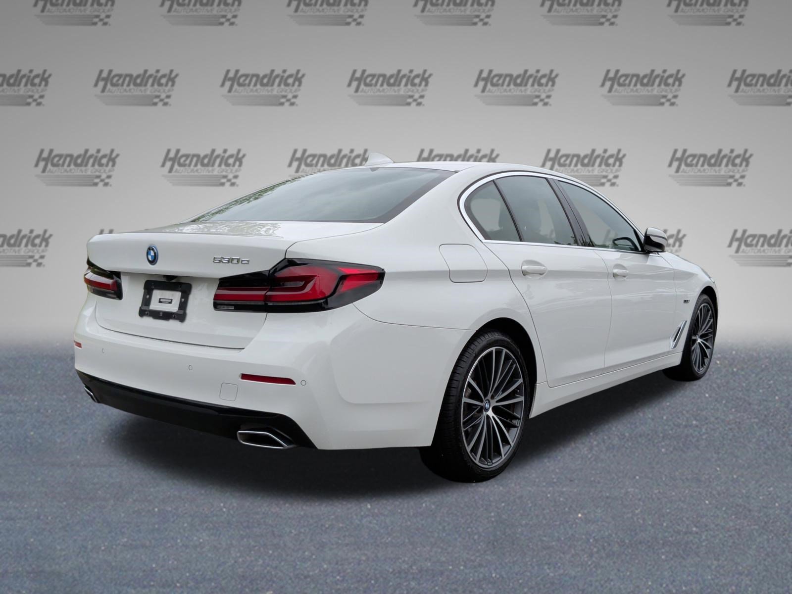 Certified 2023 BMW 530e w/ Premium Package RWD image 7