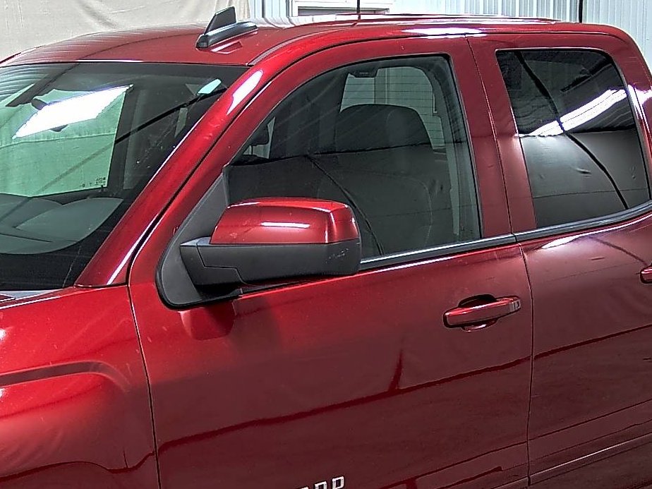 Used 2018 Chevrolet Silverado 1500 LT w/ All Star Edition image 8