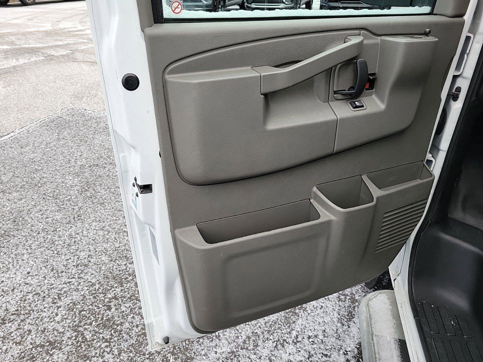 Used 2024 GMC Savana 2500 w/ Driver Convenience Package image 20