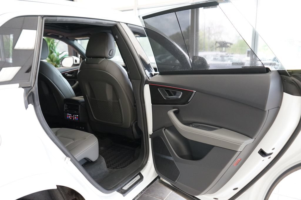 Used 2023 Audi Q8 Premium Plus AWD/4WD image 61