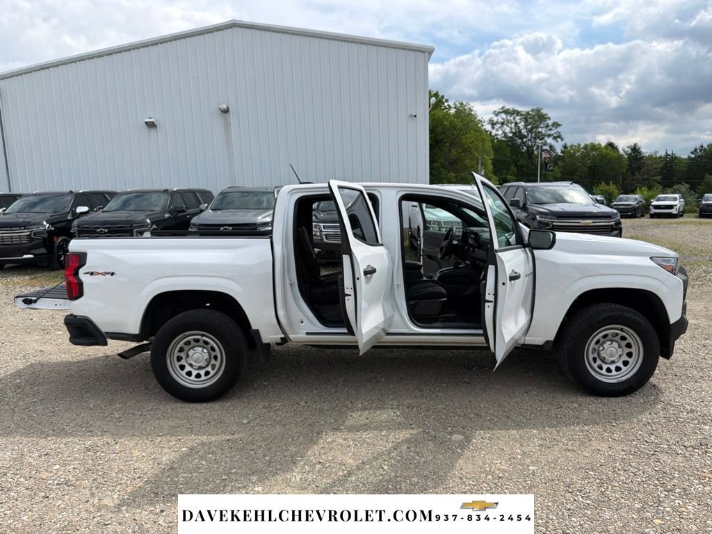 Used 2026 Chevrolet Colorado W/T AWD/4WD image 27