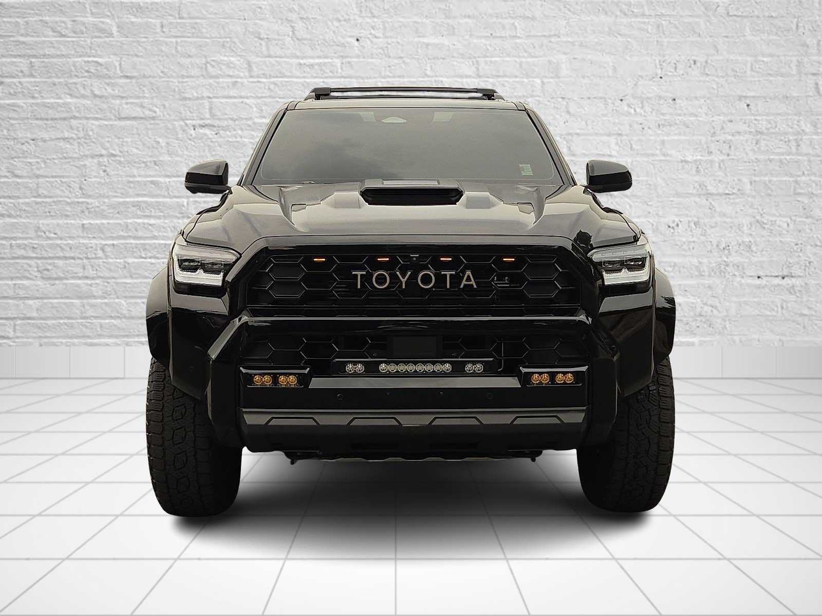 Used 2025 Toyota 4Runner TRD Pro AWD/4WD image 2