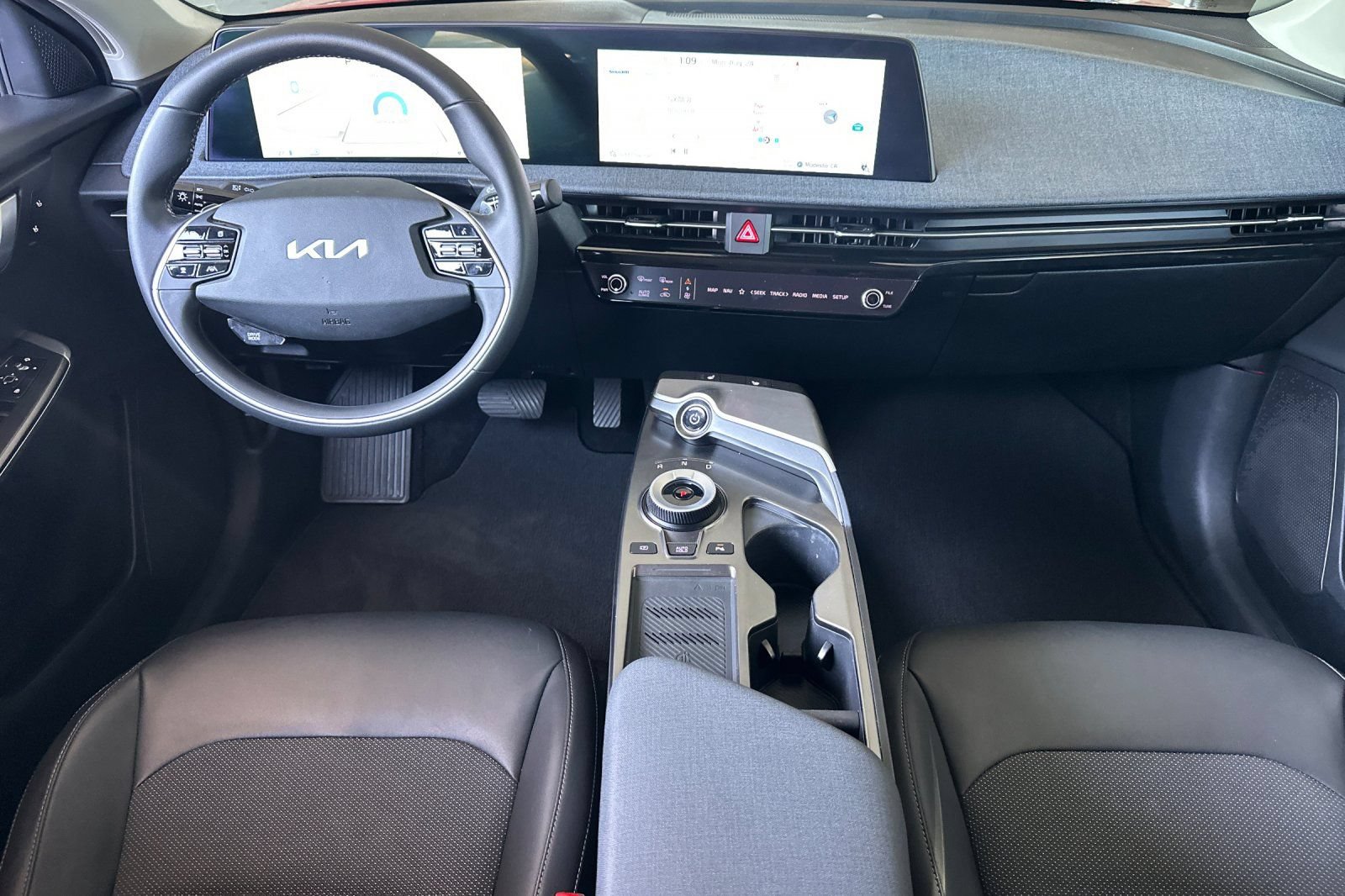 Used 2024 Kia EV6 Light RWD image 10