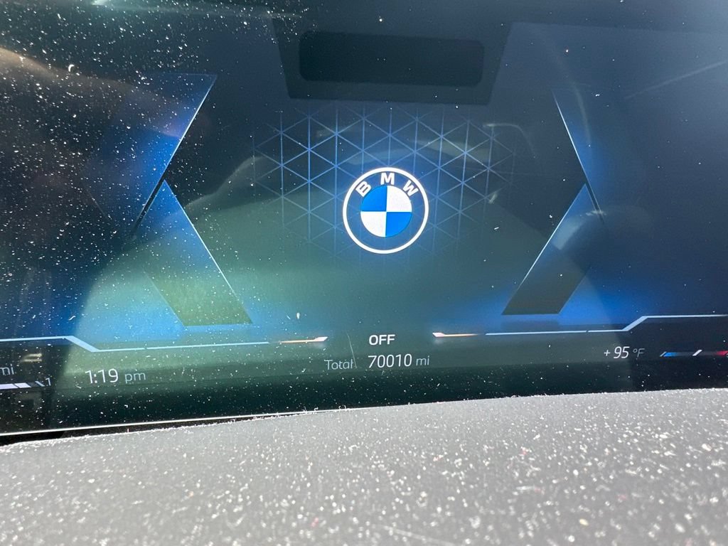 Used 2023 BMW X7 xDrive40i w/ Executive Package AWD/4WD image 9