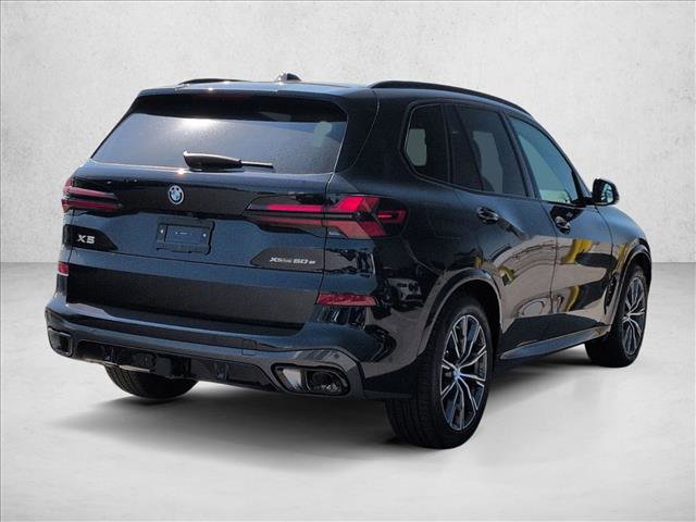 New 2026 BMW X5 xDrive50e w/ Executive Package image 2