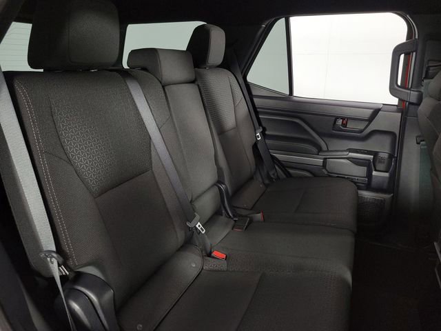 Used 2025 Toyota 4Runner SR5 image 16