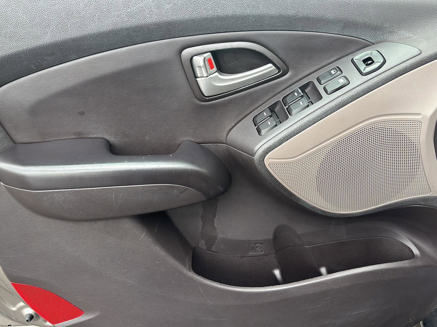 Used 2013 Hyundai Tucson GLS image 4