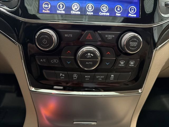 Used 2019 Jeep Grand Cherokee Limited w/ Luxury Group II image 17