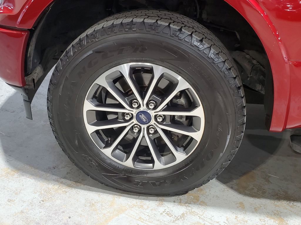 Used 2019 Ford F150 XLT w/ Equipment Group 302A Luxury image 40