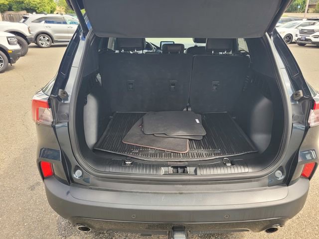 Certified 2022 Ford Escape SEL w/ SEL Stealth AWD Package image 8