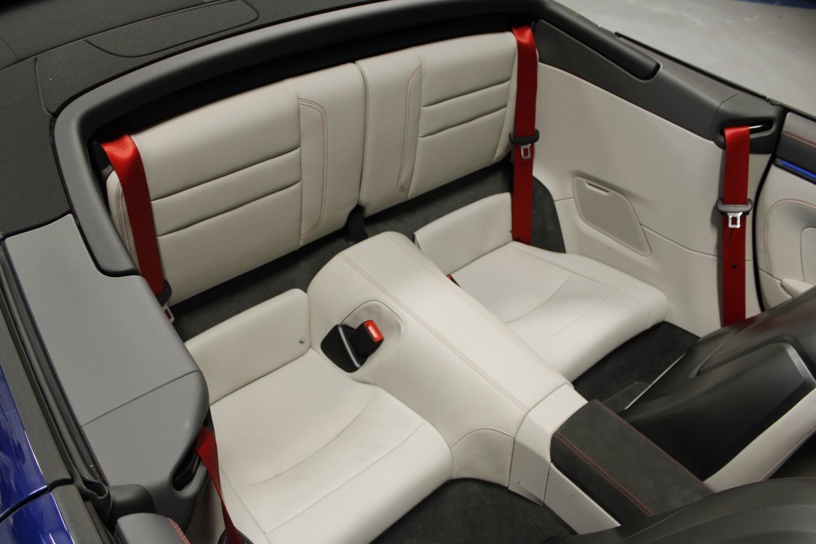 Used 2024 Porsche 911 Carrera 4 GTS image 41