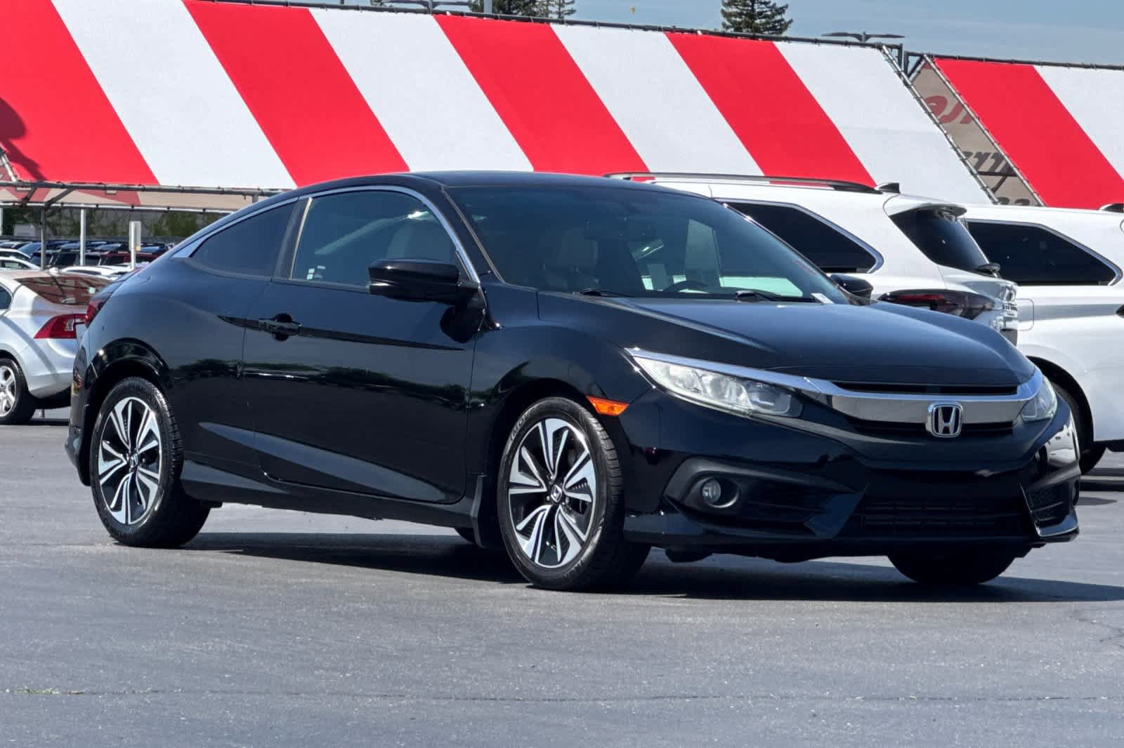 Used 2018 Honda Civic EX-L image 5