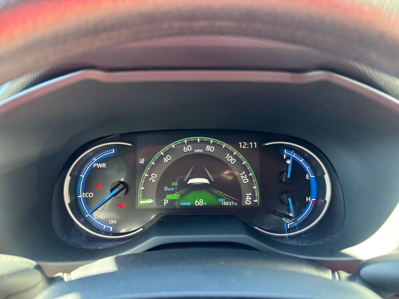 Used 2025 Toyota RAV4 LE image 40