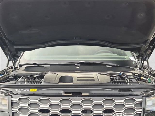New 2026 Land Rover Discovery Limited Edition AWD/4WD image 30