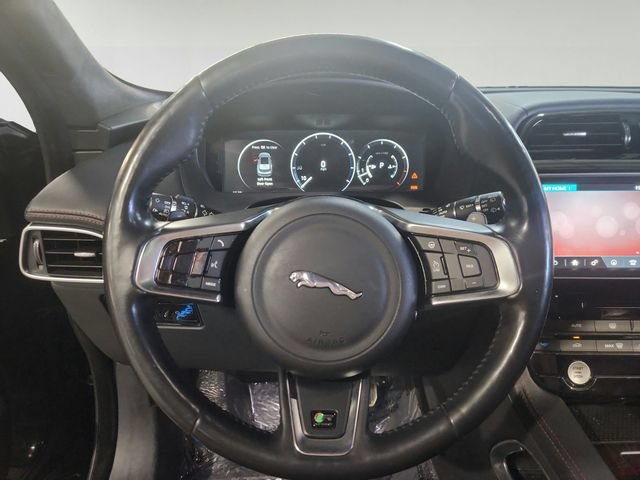 Used 2017 Jaguar F-PACE R-Sport AWD/4WD image 13