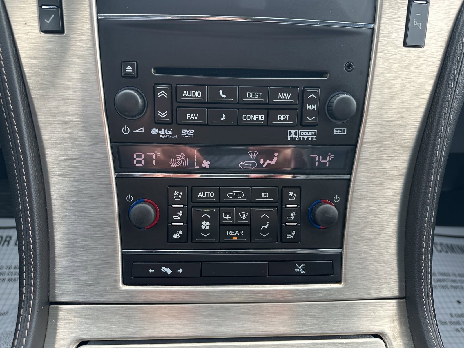 Used 2014 Cadillac Escalade ESV Platinum AWD/4WD image 66