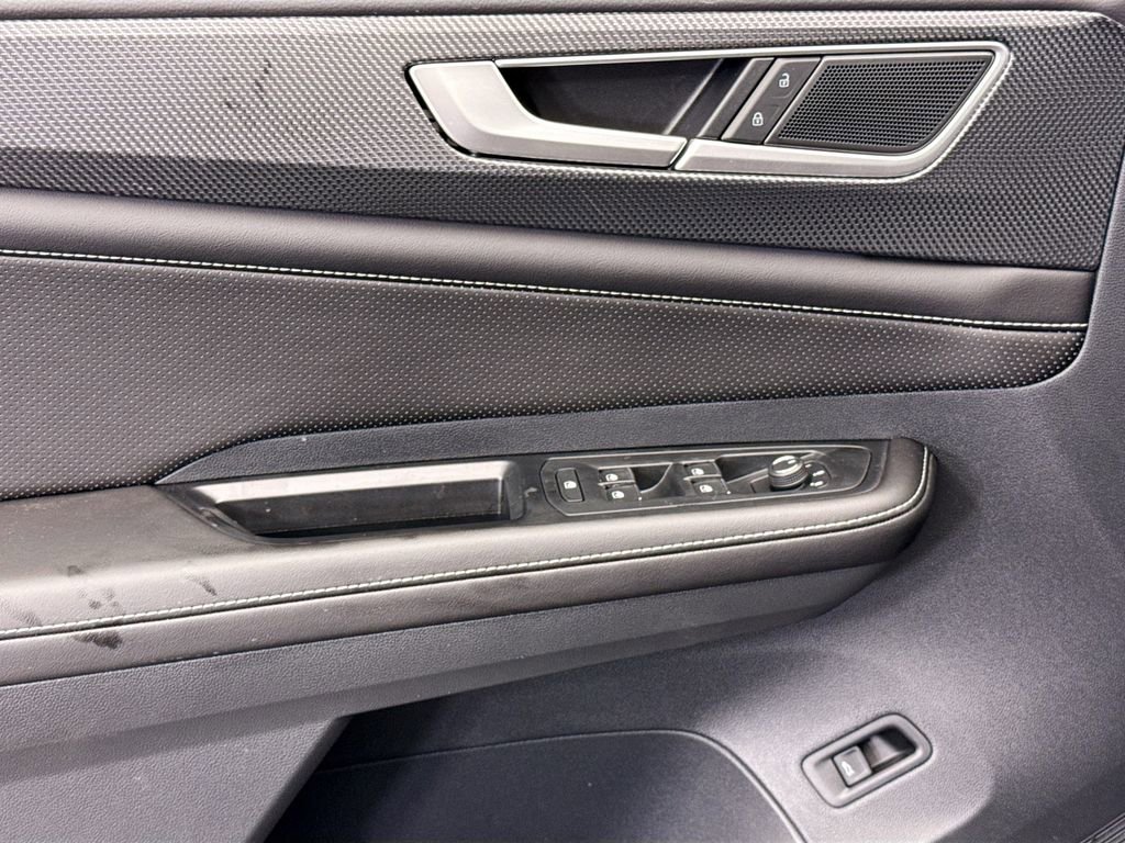 New 2026 Volkswagen Atlas Cross Sport SEL image 22