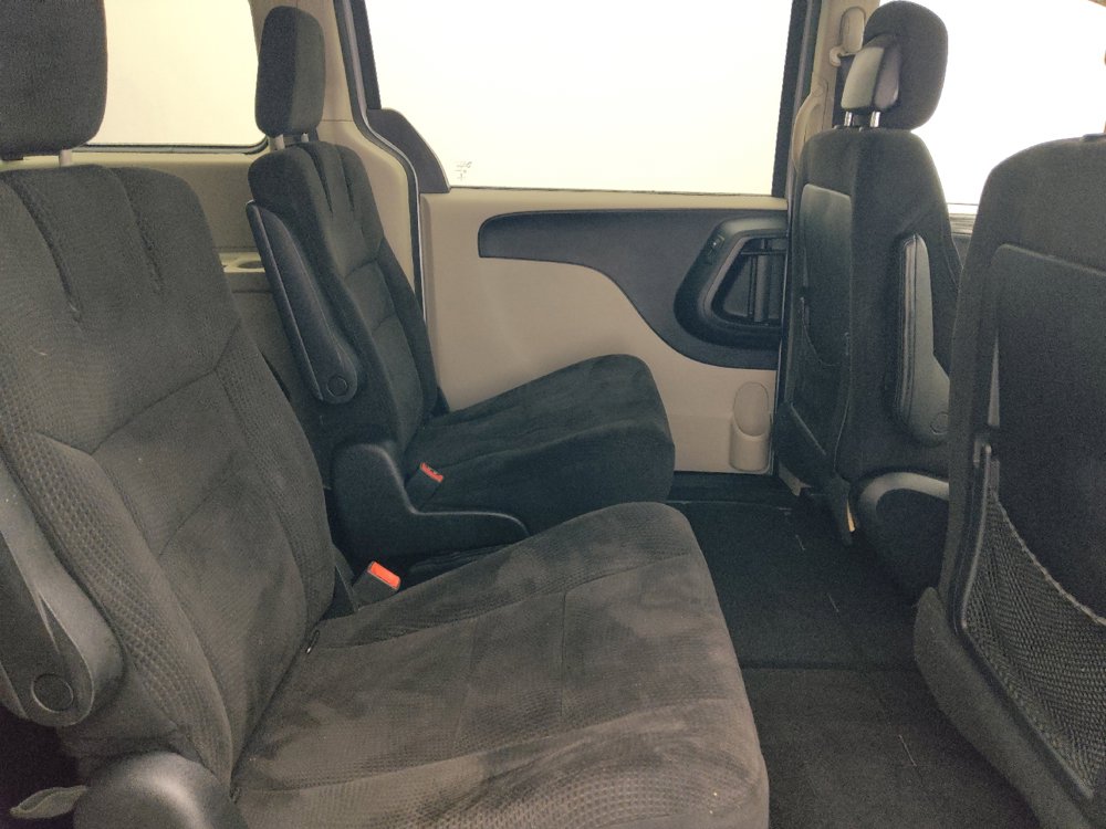 Used 2014 Dodge Grand Caravan SXT FWD image 19