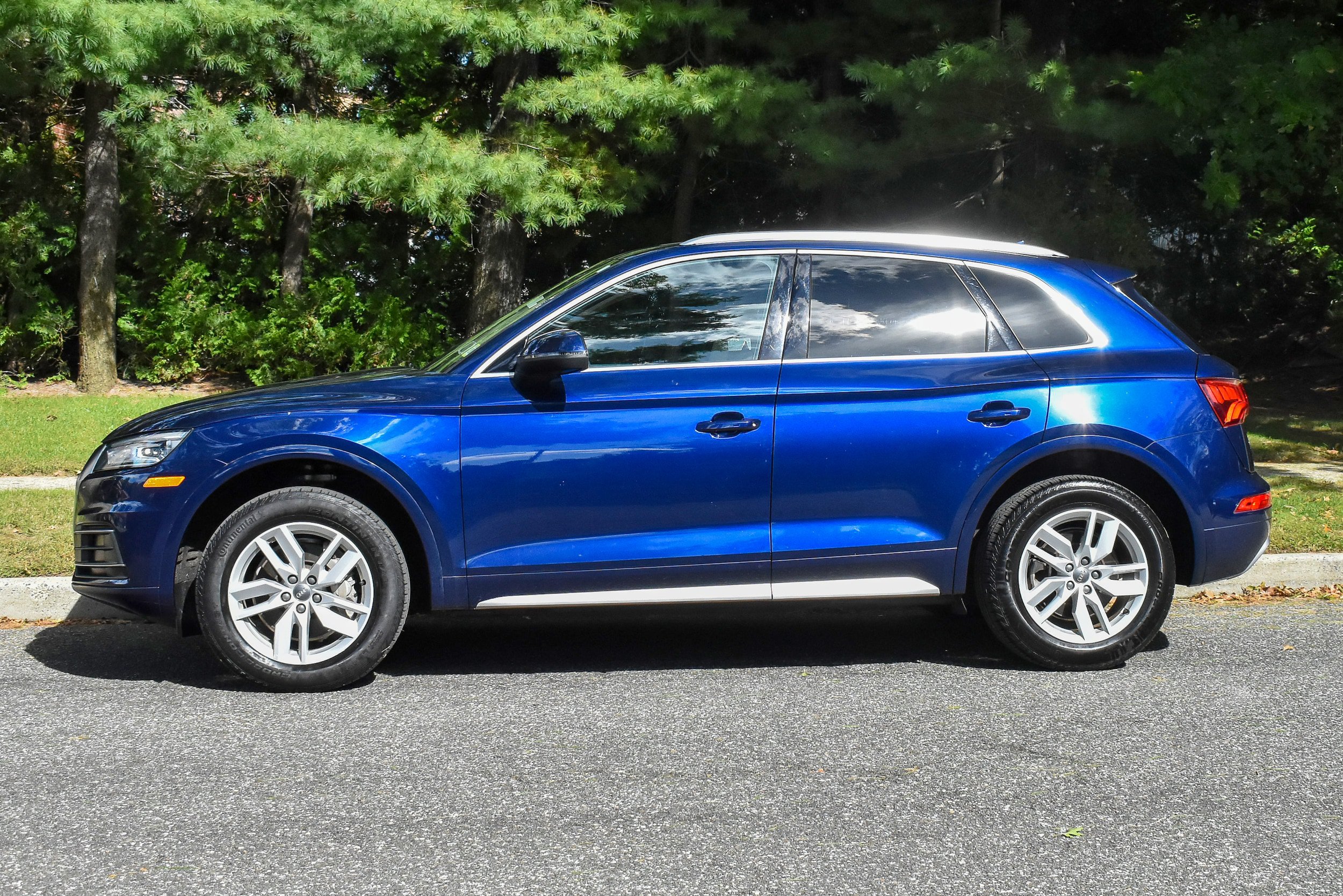 Used 2020 Audi Q5 2.0T Premium w/ Convenience Package AWD/4WD image 4
