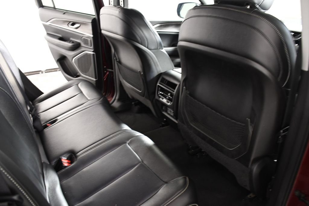 Used 2022 Jeep Grand Cherokee Limited 4xe w/ Luxury Tech Group II image 22