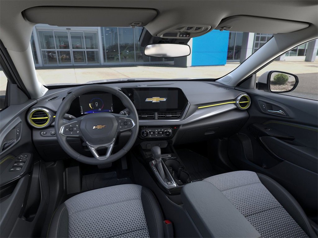 New 2026 Chevrolet Trax LT w/ Sunroof Package image 15