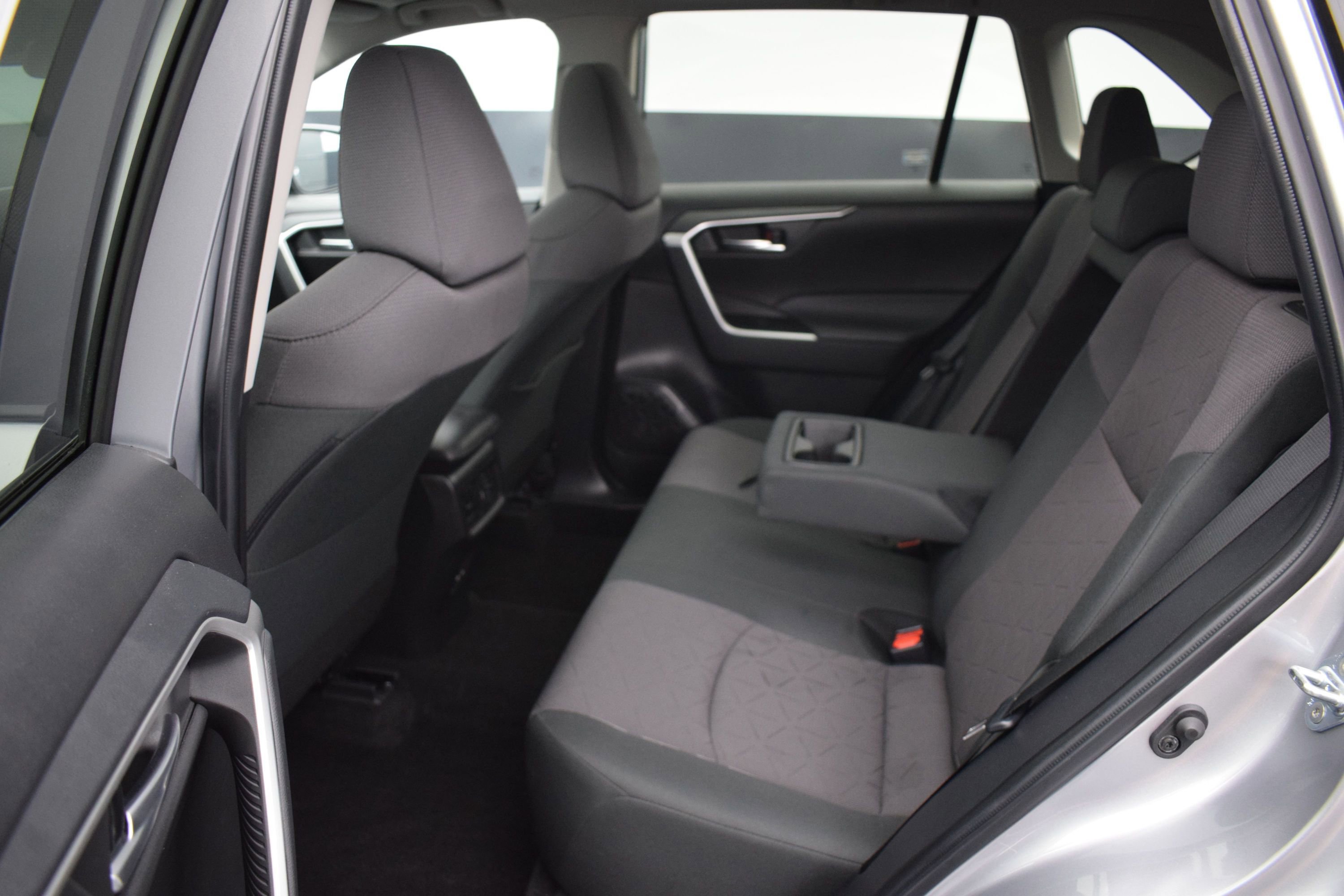 Used 2023 Toyota RAV4 XLE w/ Convenience Package AWD/4WD image 13