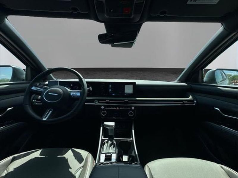 New 2025 Hyundai Santa Cruz Limited image 17