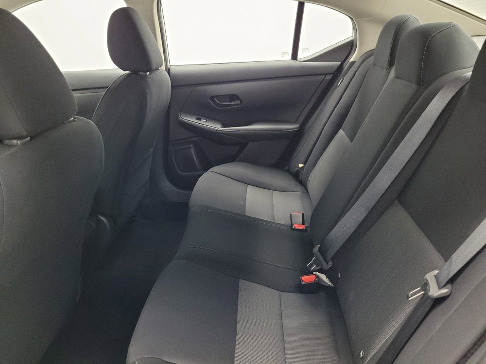 Used 2025 Nissan Sentra SV FWD image 18