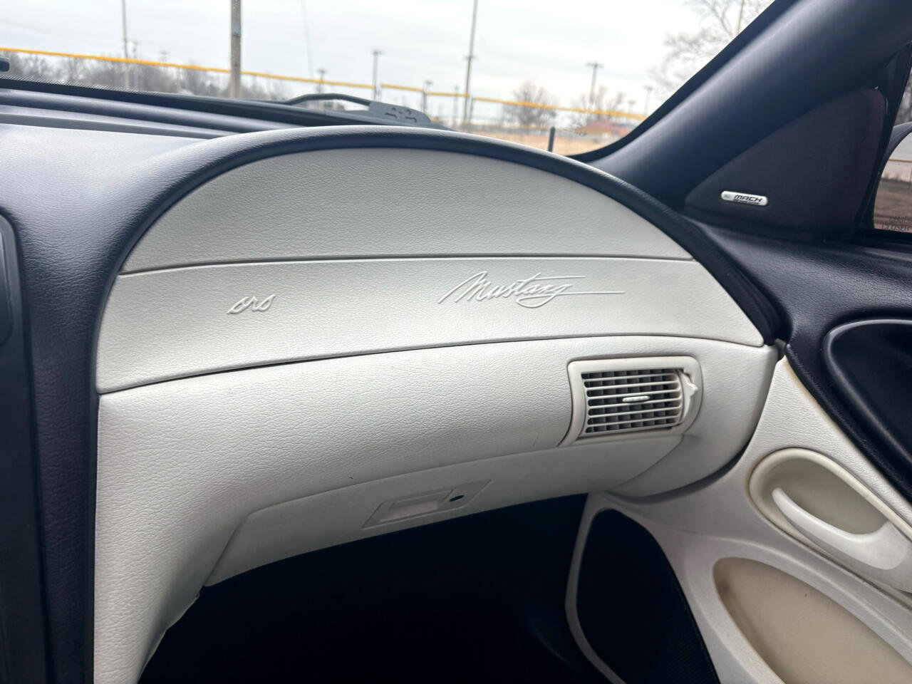 Used 1995 Ford Mustang GT image 16