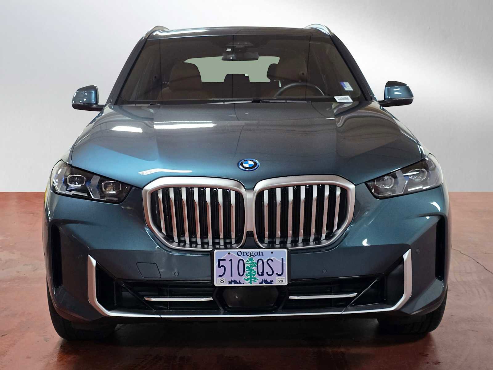 Used 2026 BMW X5 xDrive50e image 8