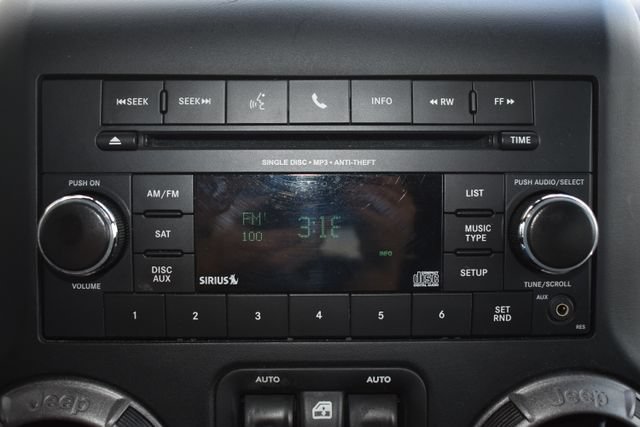 Used 2017 Jeep Wrangler Unlimited Sport w/ Quick Order Package 24S AWD/4WD image 21