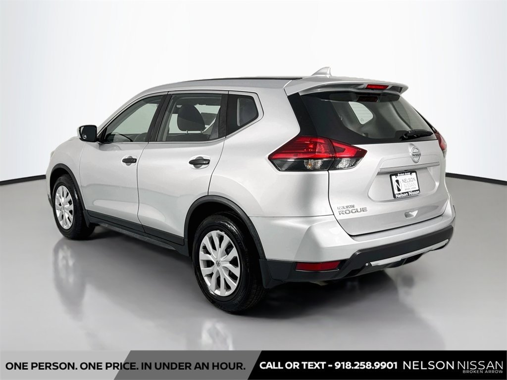 Used 2017 Nissan Rogue S FWD image 7