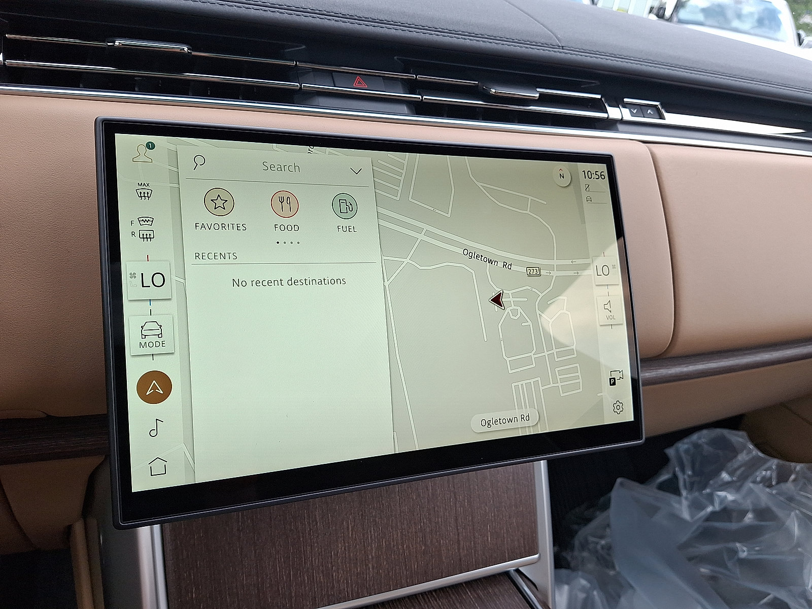 New 2025 Land Rover Range Rover SE image 7