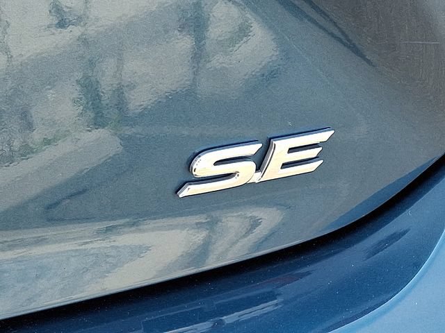 Used 2025 Toyota Camry SE FWD image 30